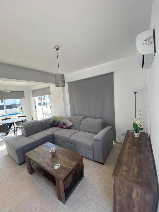 Cosy Apartment In Kato Paphos With Pool Access Ngoại thất bức ảnh