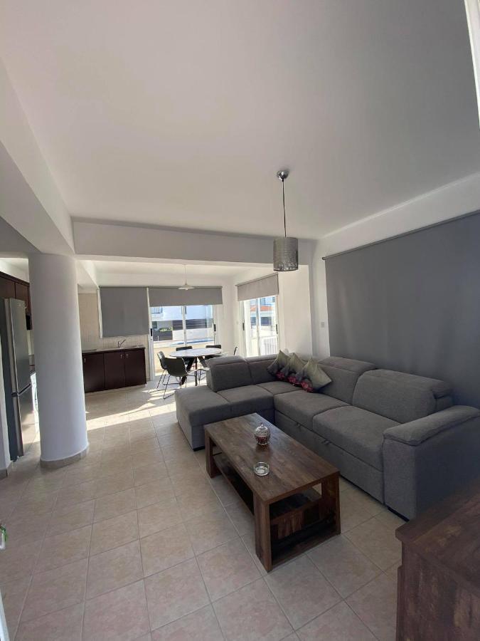 Cosy Apartment In Kato Paphos With Pool Access Ngoại thất bức ảnh
