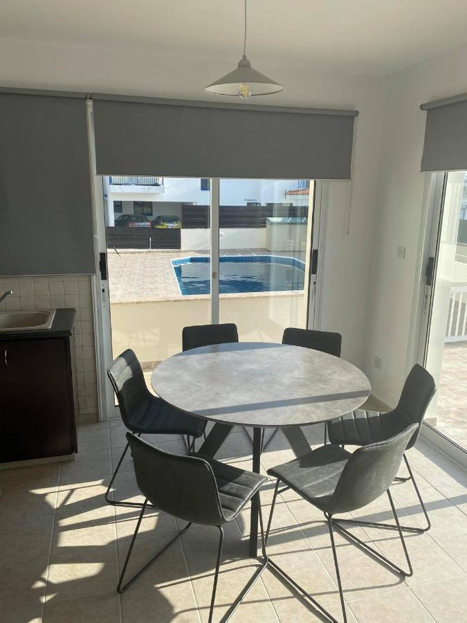 Cosy Apartment In Kato Paphos With Pool Access Ngoại thất bức ảnh